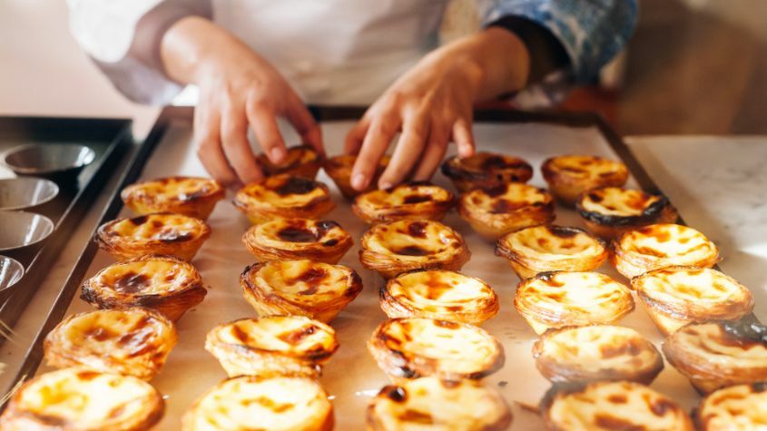 People participating in a pastel de nata workshop